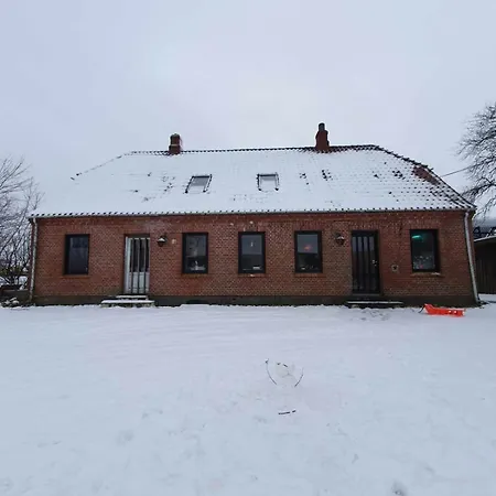 Feriehus Autentisk Hus Pa Landet, Inaerheden Af Billund Hejnsvig